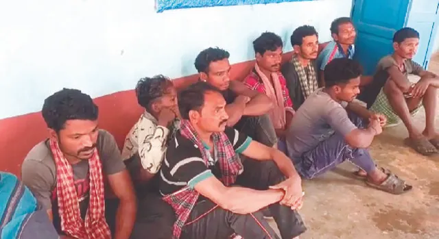 ବୁଢ଼ା ପାହାଡ଼ରେ କମ୍ବିଂ ଅପରେସନ: ମାଓବାଦୀ ନୁହନ୍ତି, ସାଧାରଣ ଲୋକ