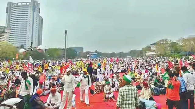 କିଷାନ ମହାପଞ୍ଚାୟତ: କୃଷି ମନ୍ତ୍ରୀଙ୍କ ସହ କୃଷକଙ୍କ ଆଲୋଚନା ବୈଠକ