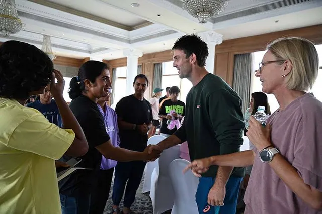 ଦିଲ୍ଲୀ କ୍ୟାପିଟାଲ୍ସ ମହିଳା ଦଳକୁ ଭେଟିଲେ ୱାର୍ଣ୍ଣର ଓ ମାର୍ସ