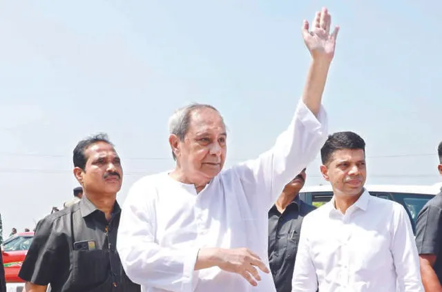 ପଶ୍ଚିମ ଓଡ଼ିଶା ଗସ୍ତରେ ମୁଖ୍ୟମନ୍ତ୍ରୀ: ୩ ଜିଲ୍ଲାରେ ୩୦୮୧ କୋଟିର ଉନ୍ନୟନ ପ୍ରକଳ୍ପ ଆରମ୍ଭ