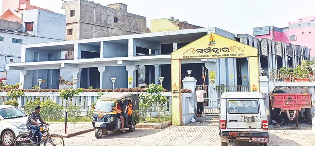 ସ୍ବର୍ଗଦ୍ବାରରେ ଭିଆଇପି ପିଣ୍ଡି: ୨୮ରୁ ବଡ଼ବଡ଼ିଆଙ୍କ ସେବାରେ ୪, ମାଡ଼ି ବସିଛନ୍ତି ସେବାୟତ, ବଡ଼ବଡ଼ିଆ