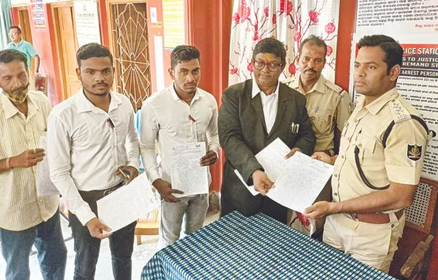 ଶ୍ରୀମନ୍ଦିରରେ ଅଣହିନ୍ଦୁ ଅଧିକାରୀଙ୍କ ପ୍ରବେଶ ଘଟଣା: ସିଂହଦ୍ବାର ଥାନାରେ ଏତଲା ଦେଲା ଶ୍ରୀଜଗନ୍ନାଥ ସେନା