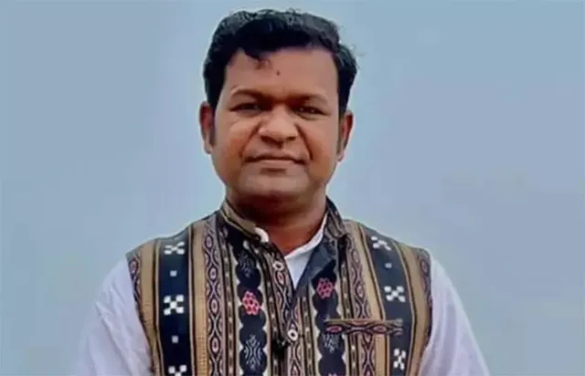 ସୁଦର୍ଶନ ‘ଆର୍ଥ ଆୱର ଇଣ୍ଡିଆ’ ଆମ୍ବାସଡର୍‌