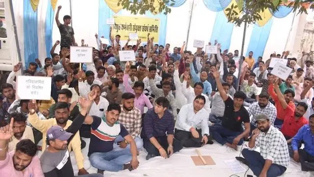 ୬୫ଘଣ୍ଟା ପରେ ଆନ୍ଦୋଳନରୁ ଓହରିଲେ ୟୁପି ବିଦ୍ୟୁତ୍ କର୍ମଚାରୀ