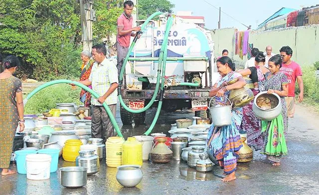 ଗ୍ରାମାଞ୍ଚଳରେ ଟ୍ୟାଙ୍କର ପାଣି ପାଇଁ ୨୭୫ ଲକ୍ଷ ଖର୍ଚ୍ଚ