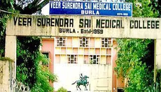 ସ୍ତ୍ରୀକୁ ପେଟ୍ରୋଲ ଢାଳି ମାରିଦେଲା ସ୍ବାମୀ