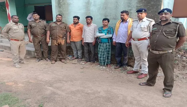 ବଡ ଖଜୁରୀରୁ ବାଘ ଖପୁରି ଓ ହାଡ଼ ଜବତ ଘଟଣା: ୨ ଅନ୍ତଃଜିଲ୍ଲା ବେପାରୀଙ୍କ ସମେତ ୪ କୋର୍ଟଚାଲାଣ