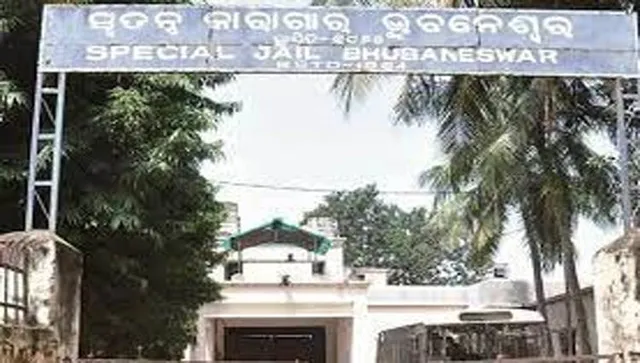 ମେଡିକାଲ୍‌ରୁ ଜେଲ୍‌ ଗଲା ଜିତୁ ପଲେଇ