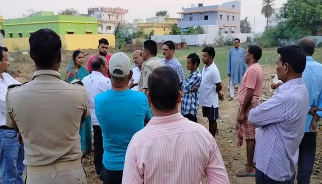 ଡ୍ରେନ୍‌ ପାଣି ଅବରୋଧକୁ ନେଇ ଗୋପୀନାଥ ବିହାରରେ ଉତ୍ତେଜନା