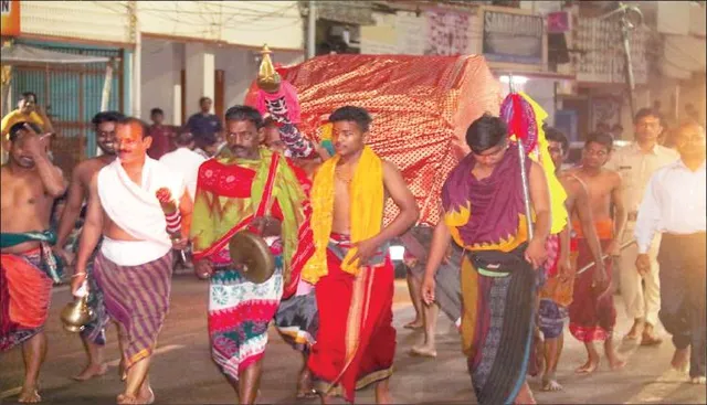 ହେରା ଦଶମୀ ଯାତ୍ରା କଲେ ମା’ ପାର୍ବତୀ, ରାଗିଲେ, ରଥ ଭାଙ୍ଗିଲେ