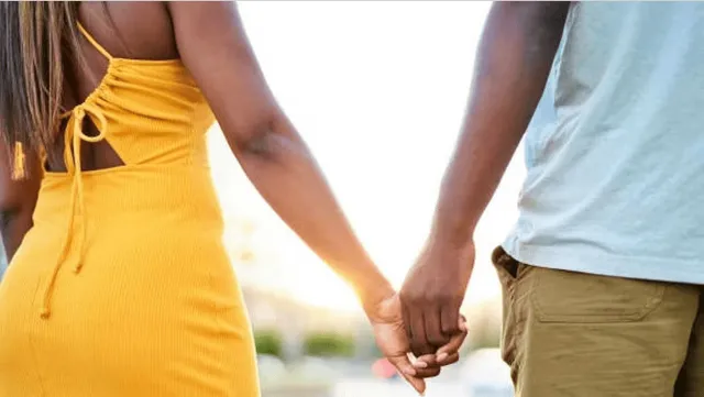 ବାହାଘରର ୧୦ ବର୍ଷ ପରେ ଦମ୍ପତ୍ତି ଜାଣିଲେ ସେମାନେ ଭାଇଭଉଣୀ !