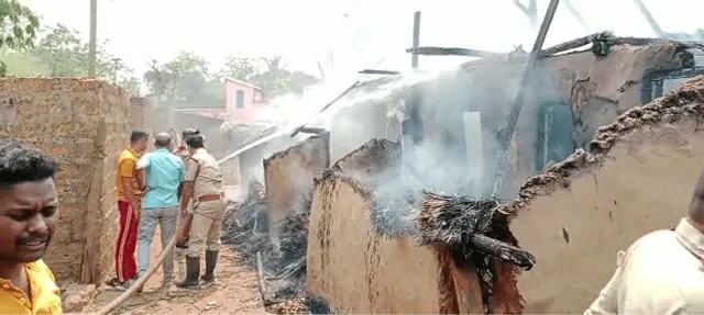 ଅଁଳାବେରେଣି ଗାଁରେ ଅଗ୍ନିକାଣ୍ଡ: ଜଳିଗଲା ୫ବଖରା ଘର