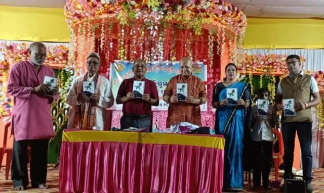 ଉତ୍କଳ ଦିବସ ପାଳିଲା ସମ୍ବାଦ ସାହିତ୍ୟଘର