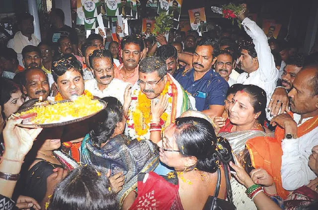 କେନ୍ଦ୍ରମନ୍ତ୍ରୀ ଧର୍ମେନ୍ଦ୍ରଙ୍କ ଝାରସୁଗୁଡ଼ା ଗସ୍ତ: ‘ଏଠି ମେରିରାୟ ଶାସନ ଚାଲିଛି’