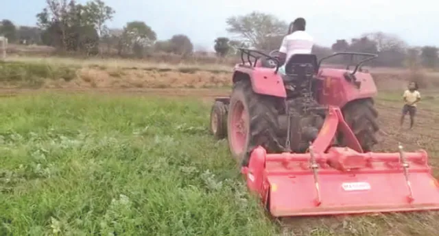 ତରଭୁଜ କ୍ଷେତରେ ଟ୍ରାକ୍ଟର ମଡ଼ାଇଦେଲେ ଚାଷୀ