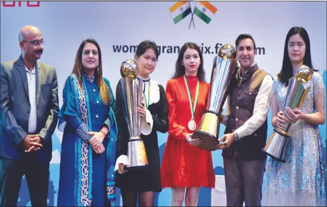 ଫିଡେ ମହିଳା ଗ୍ରାଁ ପ୍ରି: ଆଲେକଜାଣ୍ଡ୍ରା ବିଜୟିନୀ