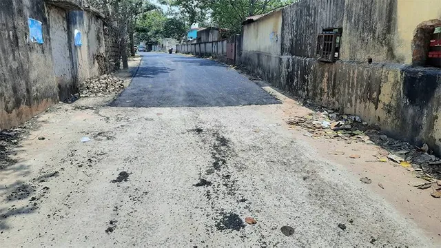 କଂକ୍ରିଟ ଉପରେ ପିଚୁ ରାସ୍ତା ନିର୍ମାଣ