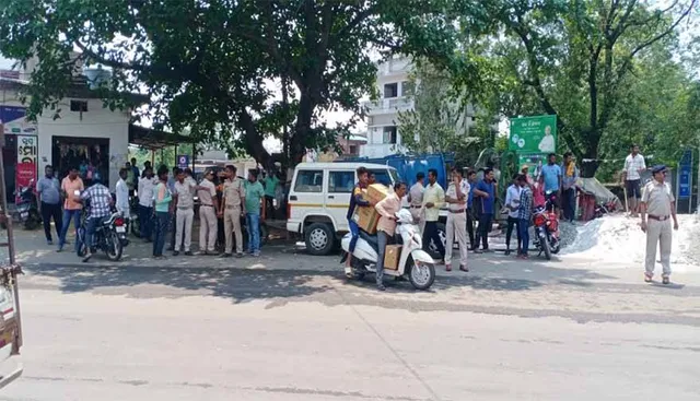 ଶୂନ୍ୟ ମୃତ୍ୟୁ ସପ୍ତାହର ତୃତୀୟ ଦିନ: ଖଡ଼ିଆଳରେ ୬ ଲକ୍ଷ ୩୩ ହଜାର ଜରିମାନା ଆଦାୟ