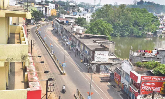 କର୍ଫ୍ୟୁ ପରେ ଥମିଲା ହିଂସା, ନିୟନ୍ତ୍ରଣାଧୀନ ସମ୍ବଲପୁର