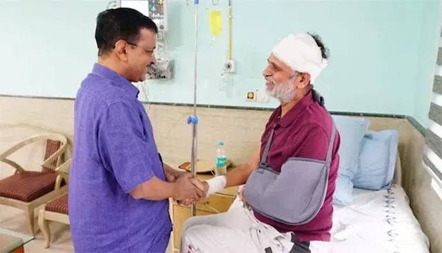 ହସପିଟାଲରେ ସତ୍ୟେନ୍ଦ୍ର ଜୈନଙ୍କୁ ଭେଟିଲେ କେଜ୍ରିଓ୍ବାଲ, କହିଲେ 'ହିରୋ'