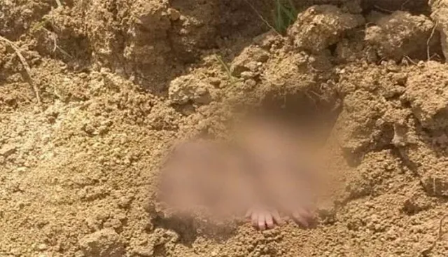 ମାଟି ତଳୁ ଅଧାପୋତା ନବଜାତ ଶିଶୁ ଉଦ୍ଧାର, ତଦନ୍ତ ଜାରି