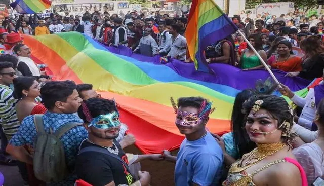 ଆର୍‌ଏସ୍‌ଏସ୍ ମହିଳା ଶାଖାର ସର୍ଭେ: ସମଲୈଙ୍ଗିକତା ଏକ ବିକୃତି