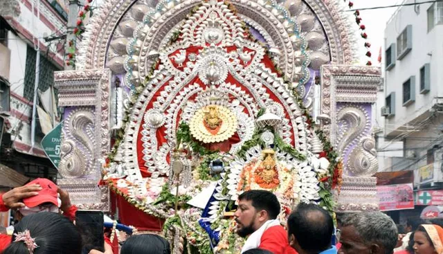 ଦେବଦମ୍ପତିଙ୍କ ମନ୍ଦିର ପ୍ରବେଶ ସହ ସରିଲା ଶୀତଳ​ଷଷ୍ଠୀ ଯାତ୍ରା