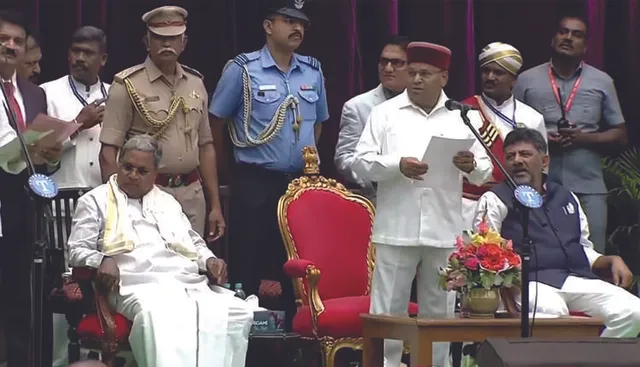 କର୍ଣ୍ଣାଟକ ମନ୍ତ୍ରିମଣ୍ଡଳ ସମ୍ପ୍ରସାରଣ: ଶପଥ ନେଲେ ୨୪ ନୂଆ ମନ୍ତ୍ରୀ