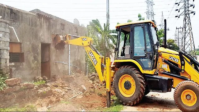 ସାଇନାଥ ବସ୍ତି ଉଚ୍ଛେଦ : ବିବାଦ ପରେ ଆଉ ପାଦେ ଆଗେଇଲା ବିଡିଏ