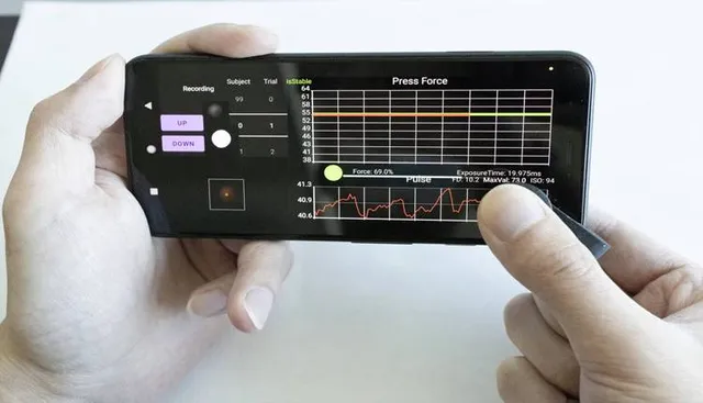 ଶସ୍ତାରେ ରକ୍ତଚାପ ମାପିବ ଫୋନ୍ କ୍ଲିପ୍‌