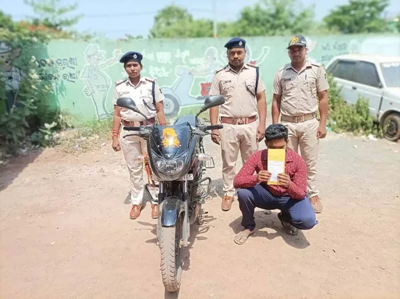 ୩ ଲକ୍ଷ ଟଙ୍କାର ବ୍ରାଉନସୁଗାର ଜବତ, ଜଣେ ଗିରଫ