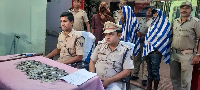 କାଳୀମନ୍ଦିର ହୁଣ୍ଡି ଲୁଟ ଘଟଣା: ୩ ଚୋରକୁ ଧରିଲା ପୁଲିସ, ୨୭୦୦ ଟଙ୍କା ଜବତ