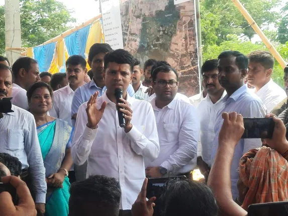 ପାହାଡରେ ସୁଡ଼ଙ୍ଗ କରି ଦିଆଯିବ ପାଣି: ଛେଳିଗଡ ଜଳସେଚନ ପ୍ରକଳ୍ପ ଖୁବ ଶୀଘ୍ର ଆରମ୍ଭ କରିବାକୁ ୫-ଟି ସଚିବଙ୍କ ପରାମର୍ଶ