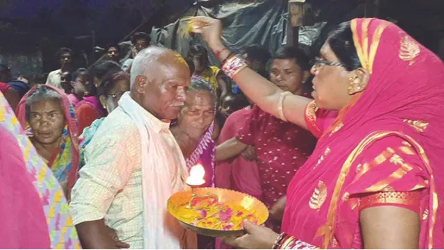 ୬୦ ବର୍ଷପରେ ଗାଁକୁ ଫେରିଲେ ଗୋବର୍ଦ୍ଧନ