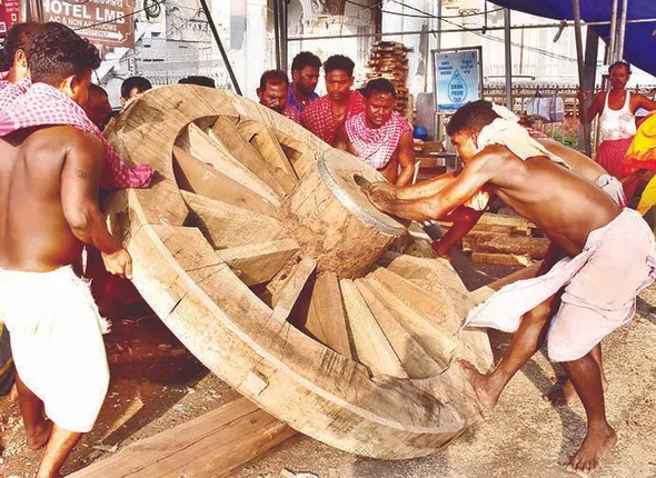 ରଥଖଳା ଚଳଚଞ୍ଚଳ: ଦଣ୍ଡାମୁହାଁଟି, ଭୂଇଁ ବିନ୍ଧ ଅନୁକୂଳ