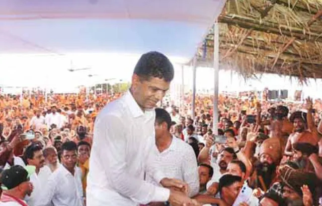 ୫-ଟି ସଚିବଙ୍କ ଜିଲ୍ଲା ଗସ୍ତକୁ ନେଇ ବିରୋଧୀଙ୍କ ଟାର୍ଗେଟ୍‌