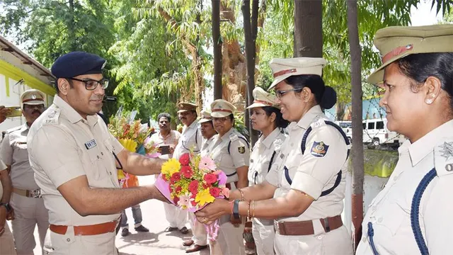 ସମ୍ବଲପୁର: ଯୋଗଦେଲେ ନୂଆ ଏସ୍‌ପି ମୁକେଶ ଭାମୁ