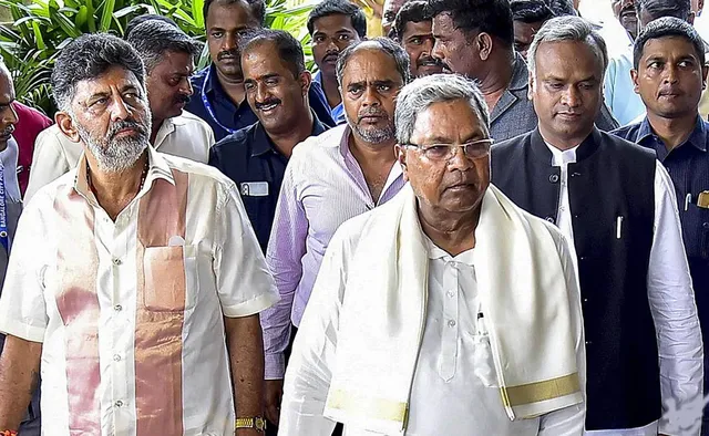 ଶନିବାର ଦିନ କର୍ଣ୍ଣାଟକ କ୍ୟାବିନେଟ୍‌ ସମ୍ପ୍ରସାରଣ; ସିଦ୍ଦରମେୟାଙ୍କ କ୍ୟାବିନେଟ୍‌ରେ ଯୋଗ ଦେଇପାରନ୍ତି ଆଉ ୨୪ଜଣ ମନ୍ତ୍ରୀ