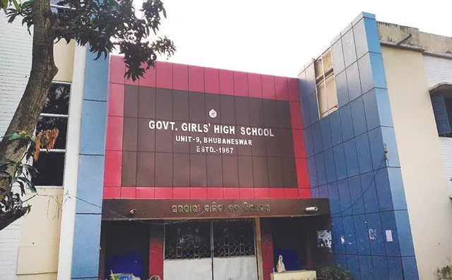 ୟୁନିଟ୍‌-୯ ସରକାରୀ ବାଳିକା ହାଇସ୍କୁଲ ମିଶ୍ରଣ ପ୍ରସଙ୍ଗ: ଚାପ ଆଗରେ ମୁଣ୍ଡ ନୁଆଁଇଲେ, ହାଇସ୍କୁଲର ମିଶ୍ରଣ ହେବ ନାହିଁ