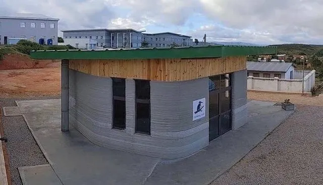 ୩ଡି ପ୍ରିଣ୍ଟର୍‌ରେ ପ୍ରସ୍ତୁତ ହେଉଛି ସ୍କୁଲ୍‌ !