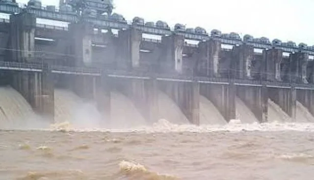 କଲ୍‌ମାର ୪ ଗେଟ୍ ବନ୍ଦ ହେଲା