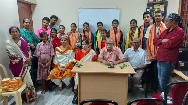 ବସ୍ତିର ମେଧାବୀ ଛାତ୍ରଛାତ୍ରୀ ସମ୍ମାନିତ