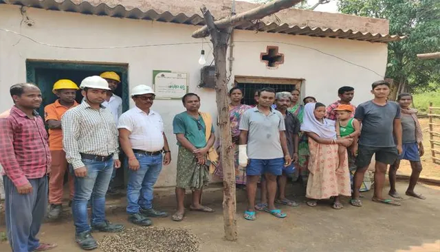 ଅପହଞ୍ଚ ଲେମୁଝରେନ ଗାଁରେ ପହଞ୍ଚିଲା ବିଦ୍ୟୁତ୍