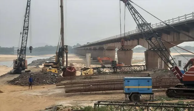 ଶିଳ୍ପ ରାଜଧାନୀକୁ ସେତୁ ସଙ୍କଟ, ଭୂଇଁରୁ ଉଠିପାରୁନି ଦ୍ବିତୀୟ ବ୍ରାହ୍ମଣୀ ସେତୁ