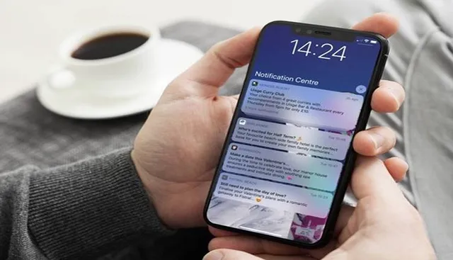 ଖୋଲା ଝରକା - ନୋଟିଫିକେସନ୍‌ ବଢ଼ାଉଛି ମାନସିକ ଚାପ