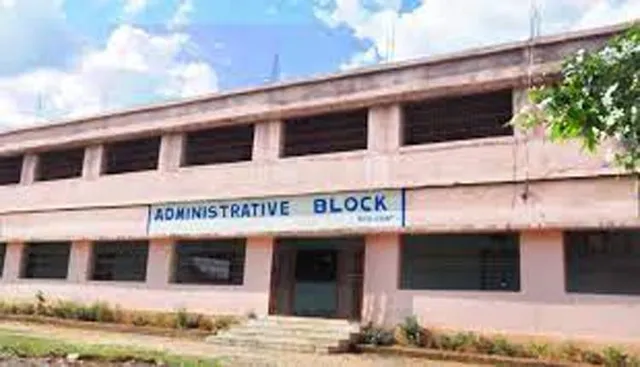 ଅବସରର ଦିନକ ପୂର୍ବରୁ ଦେବଗଡ଼ କଲେଜ୍‌ ଅଧ୍ୟକ୍ଷ ନିଲମ୍ବିତ