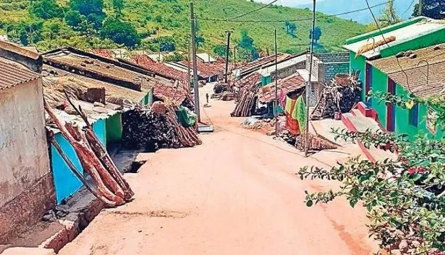 ପୁଣି ଆନ୍ଧ୍ର ସୀମା ଲଂଘିଲା: ମାଣିକପାଟଣାରେ ପଶି ଜମି ମାପଚୁପ