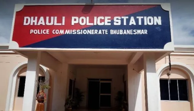 ଅସୁସ୍ଥ ସ୍ତ୍ରୀଙ୍କୁ ତାଲା ପକାଇ ସ୍ବାମୀ ଛୁ