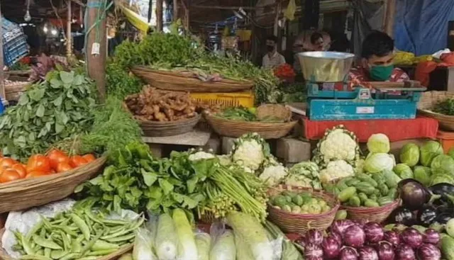 କନ୍ଦାଉଛି ପରିବା ଦର, ଖାଉଟି ଛଟପଟ