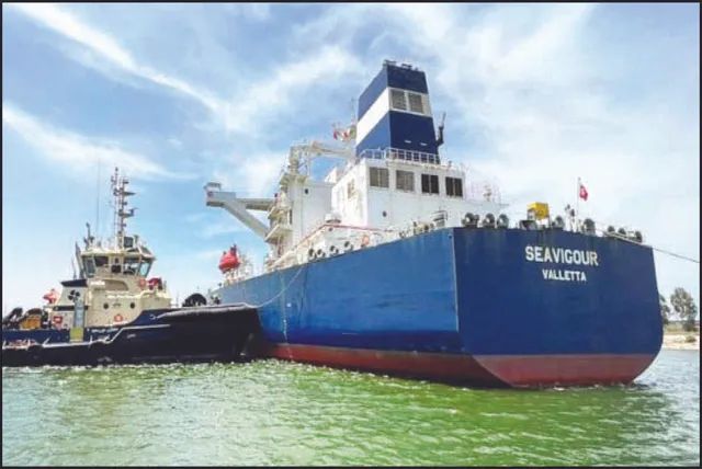 ସୁଏଜ କେନାଲରେ ଟ୍ୟାଙ୍କର୍‌ ଅଚଳ